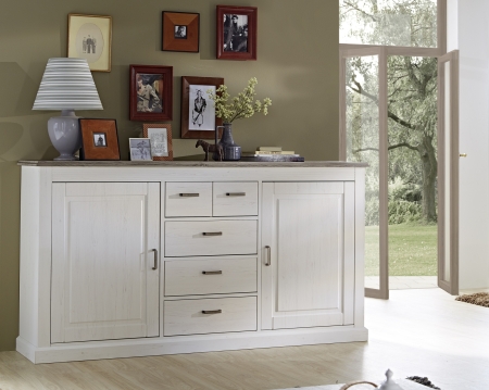 Nbytek do obvacho pokoje a jdelny LINEA_ sideboard 40 14 UU 20_ rozmry /v/h_ 200/105/42 cm_ foto s dekorac_ obr. 12