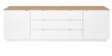 Nbytek do obvacho pokoje BASIC_ TV- sideboard 10 J3 99 20_ rozmry /v/h_ 240/77/44 cm_ eln pohled_ foto s dekoracemi_ obr. 5