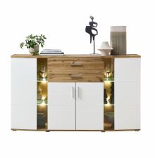 Nbytek do obvacho pokoje GISELLE II._ sideboard 10 Q3 HW 21_  rozmry /v/h_ 175/102/42 cm_ eln pohled_ foto s dekorac_ bez pozad_ vetn LED osvtlen_ obr. 13